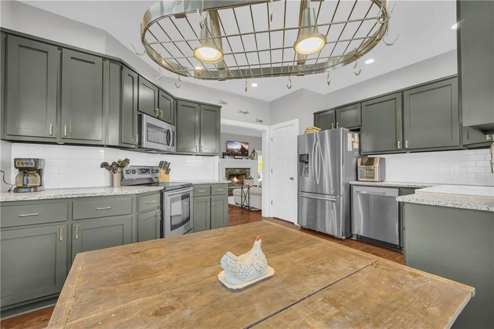 3020 Meadow Trail Loganville, GA 30052