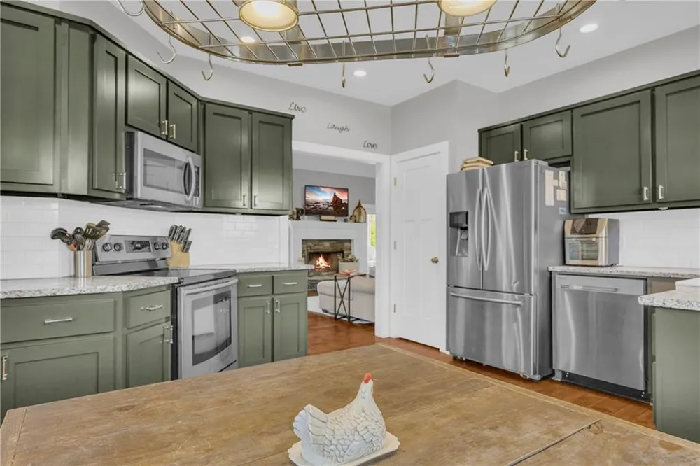 3020 Meadow Trail Loganville, GA 30052