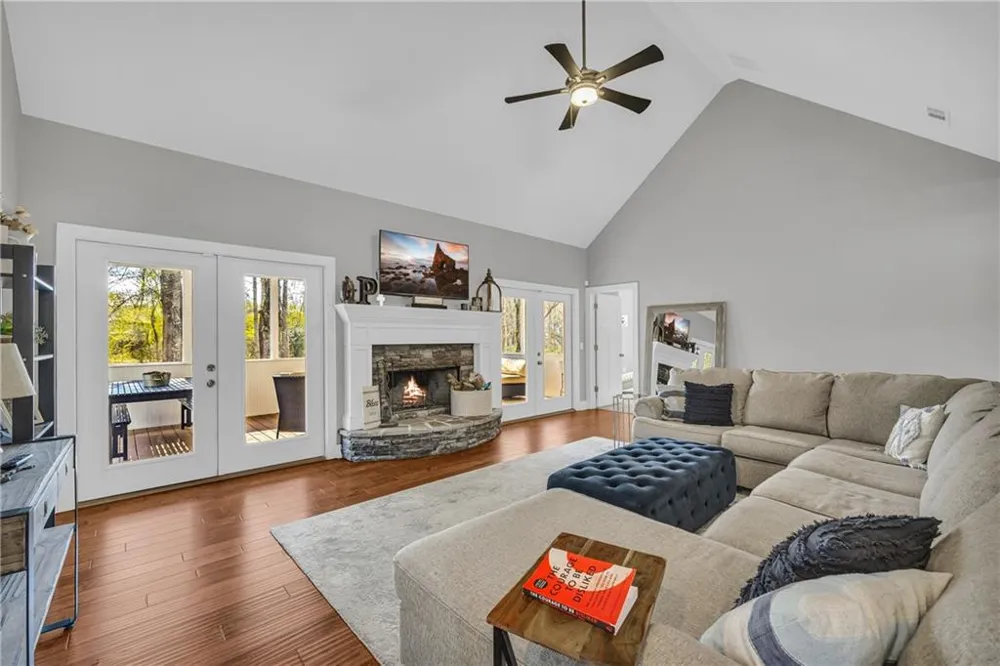 3020 Meadow Trail Loganville, GA 30052