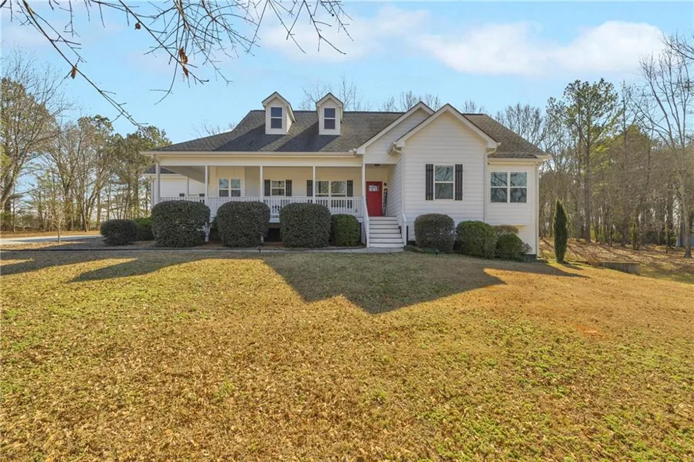 3020 Meadow Trail Loganville, GA 30052