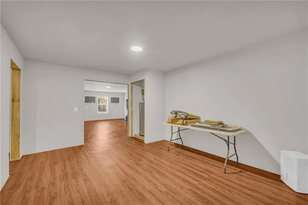 3020 Meadow Trail Loganville, GA 30052