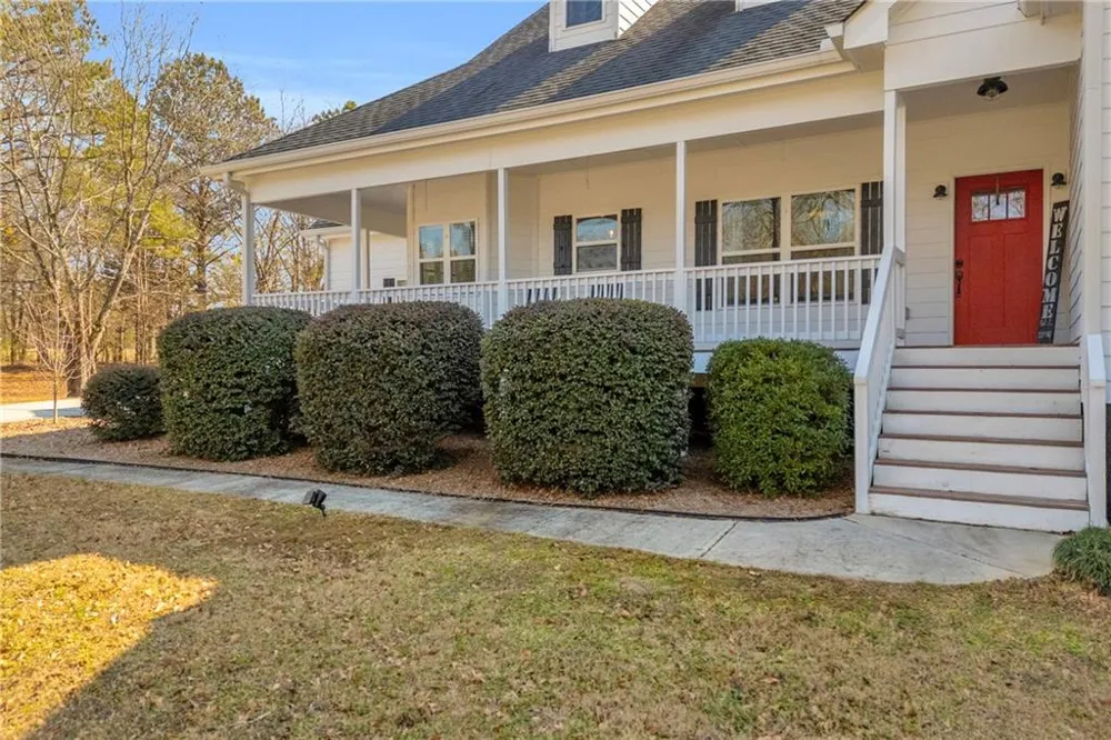 3020 Meadow Trail Loganville, GA 30052