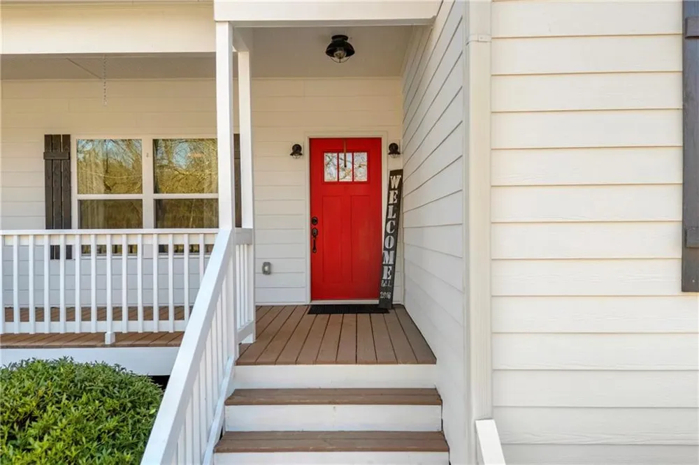 3020 Meadow Trail Loganville, GA 30052