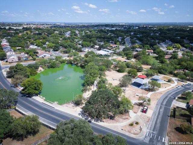 1302 Coldwater Dr San Antonio, TX 78245