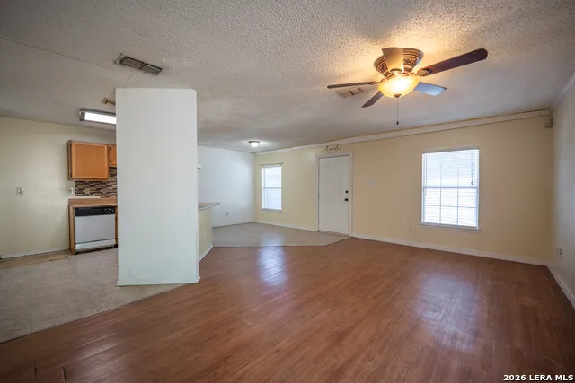 1302 Coldwater Dr San Antonio, TX 78245