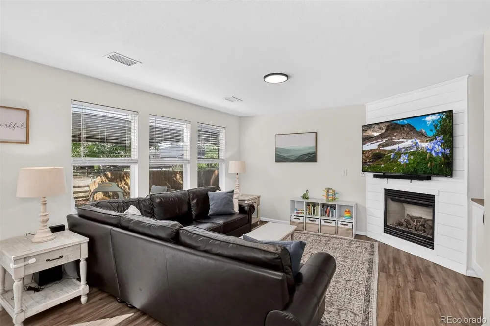 453 Bonanza Drive Erie, CO 80516