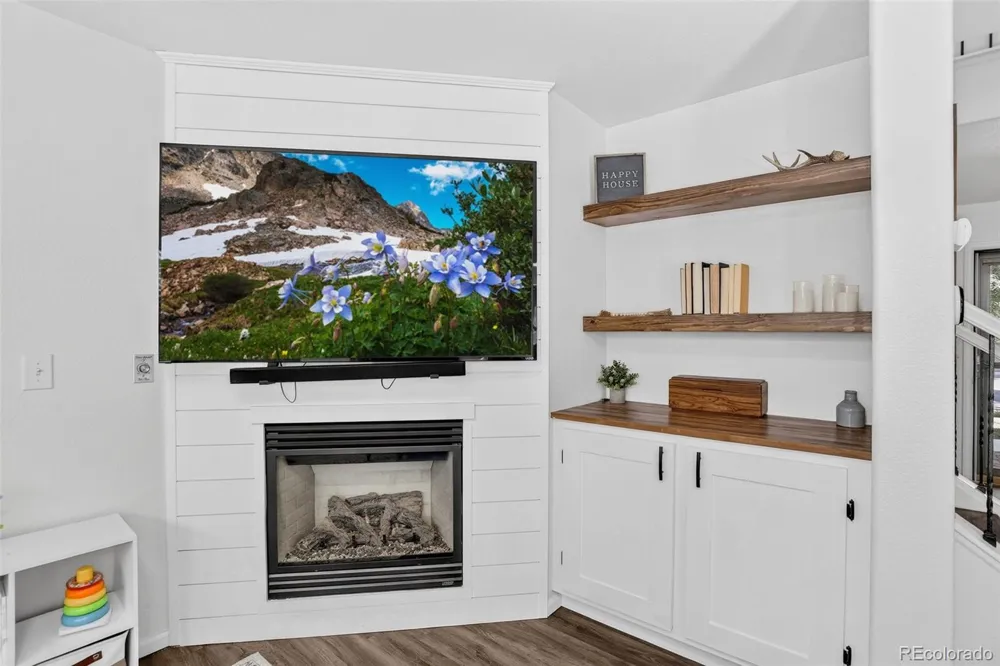 453 Bonanza Drive Erie, CO 80516