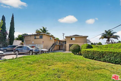 3220 Carlin Avenue