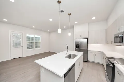 7306 Corey Rushing Lane