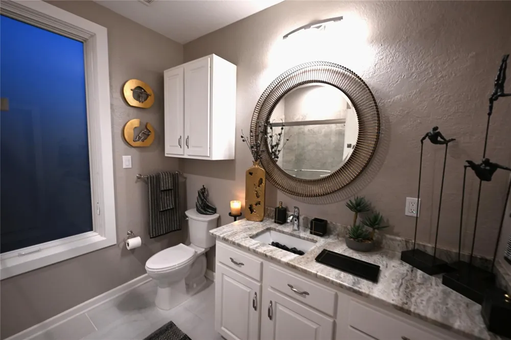 38 Fairway Park Montgomery, TX 77356