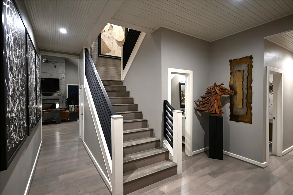 38 Fairway Park Montgomery, TX 77356