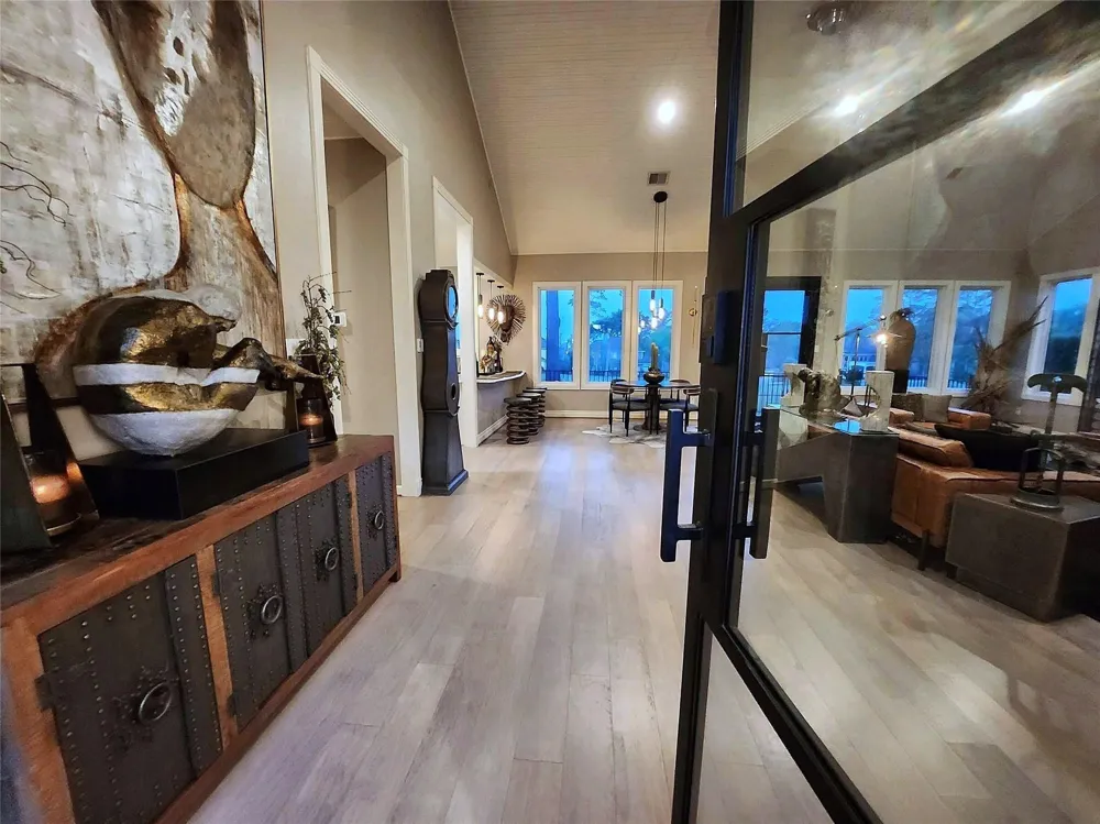 38 Fairway Park Montgomery, TX 77356