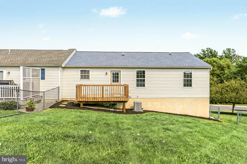 72 GREENFIELD STREET Manchester, PA 17345