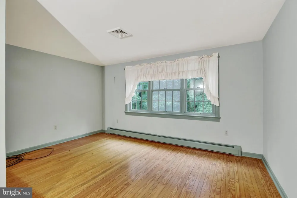 862 LAUREL WOODS LANE Hanover, PA 17331