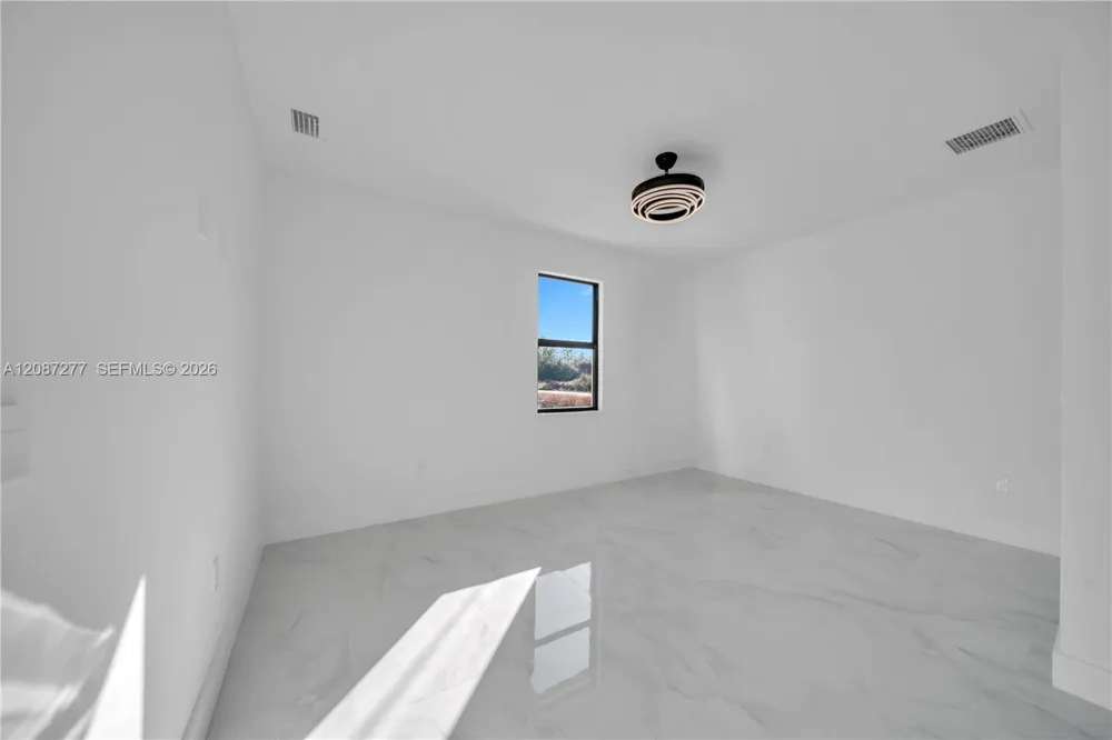 243 GREENBRIAR BLVD Lehigh Acres, FL 33972