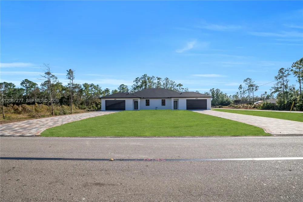243 GREENBRIAR BLVD Lehigh Acres, FL 33972