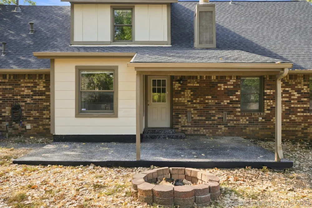 1604 W Pittsburg Street Broken Arrow, OK 74012