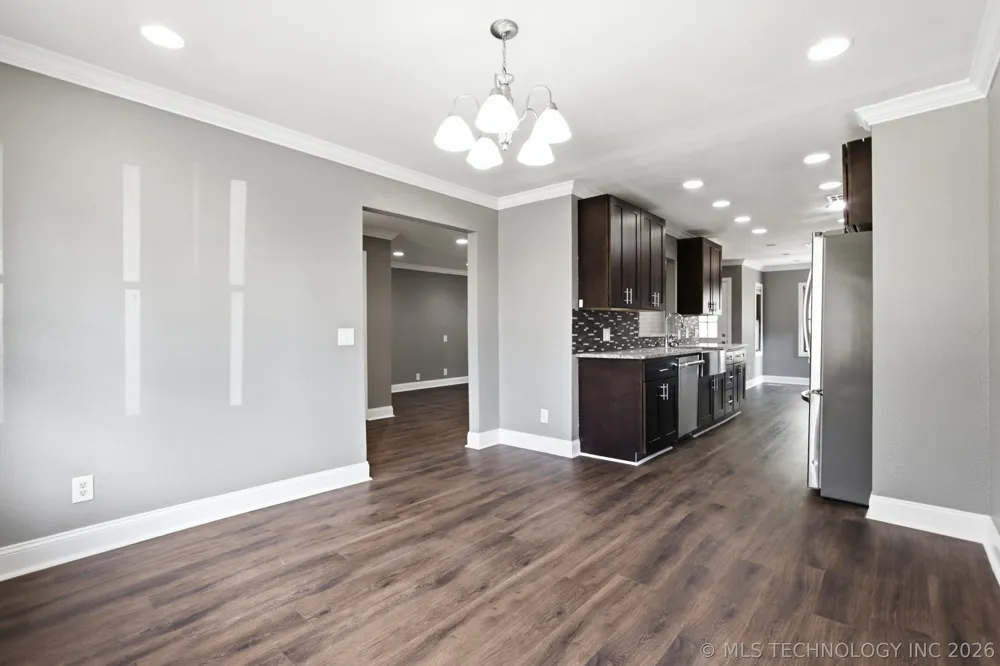1604 W Pittsburg Street Broken Arrow, OK 74012