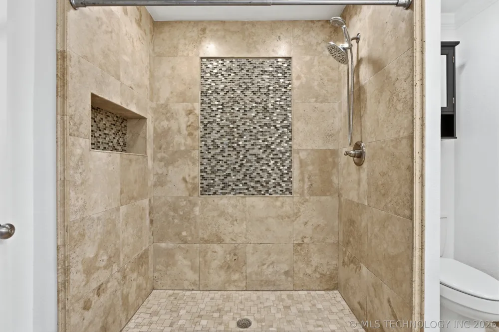 1604 W Pittsburg Street Broken Arrow, OK 74012