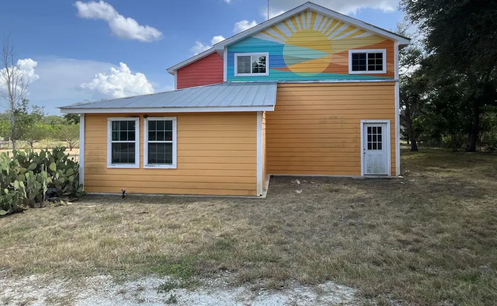 524 Rangeland Road Blanco, TX 78606
