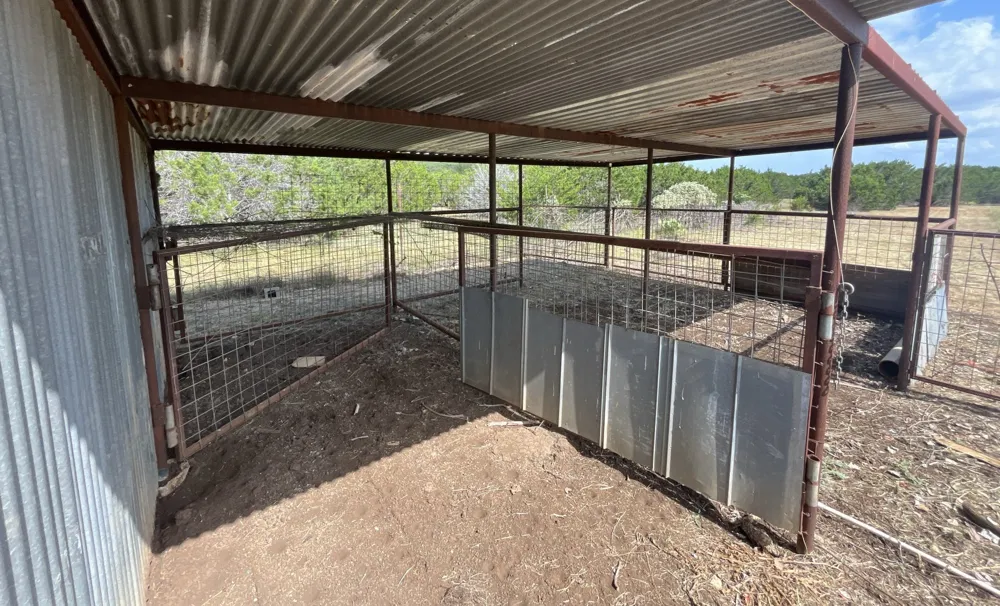 524 Rangeland Road Blanco, TX 78606