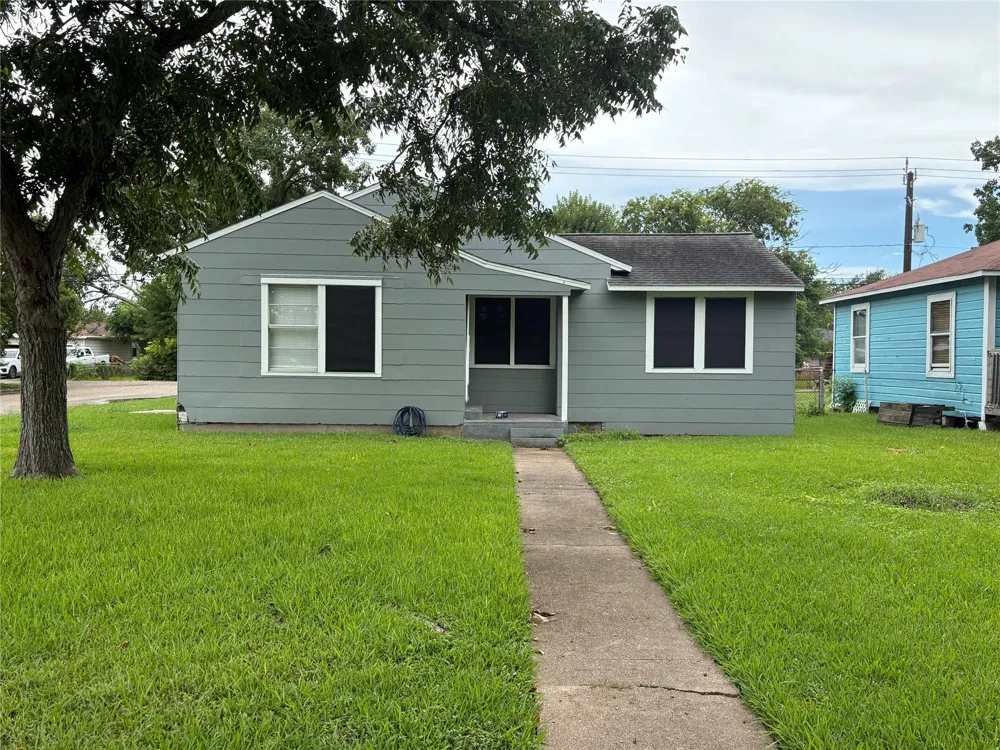 1603 W 8th Street Freeport, TX 77541