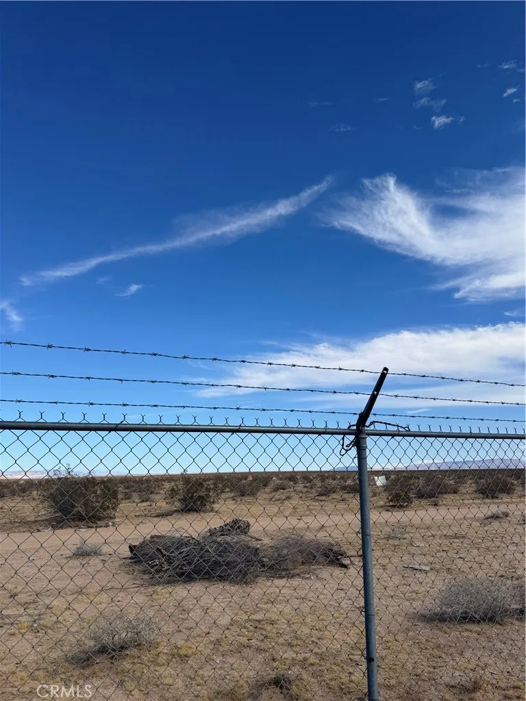 60849 Adele Rd Landers, CA 92285