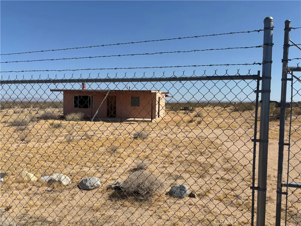 60849 Adele Rd Landers, CA 92285