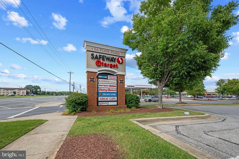 521 TWISTED TWIG LANE La Plata, MD 20646
