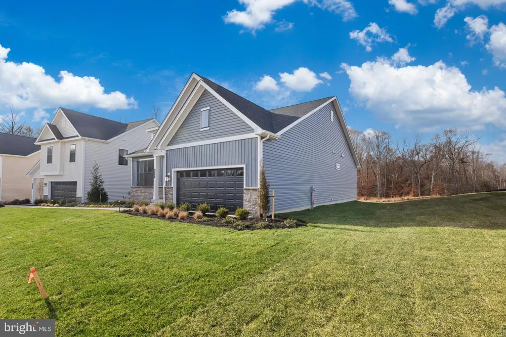 521 TWISTED TWIG LANE La Plata, MD 20646