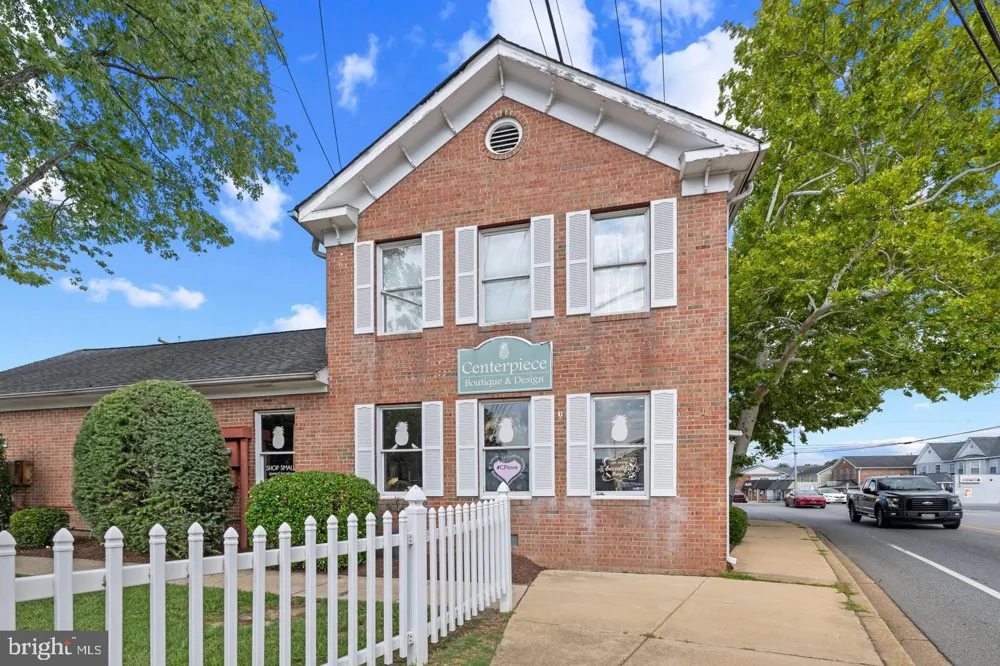 521 TWISTED TWIG LANE La Plata, MD 20646