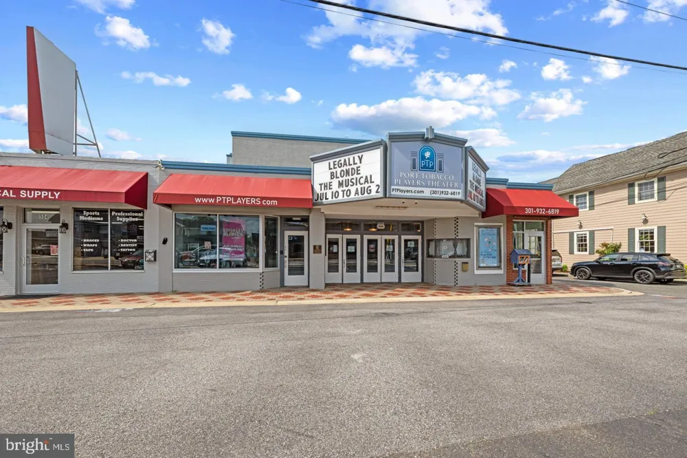 521 TWISTED TWIG LANE La Plata, MD 20646