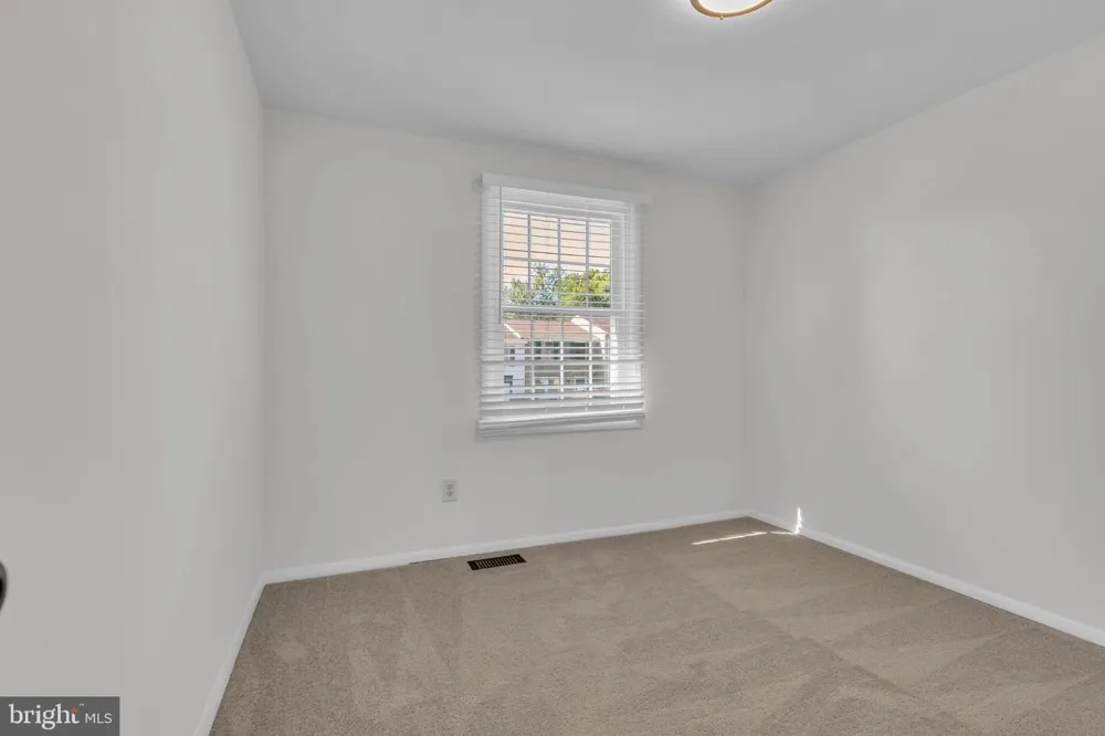 7980 TYSON OAKS CIRCLE Vienna, VA 22182