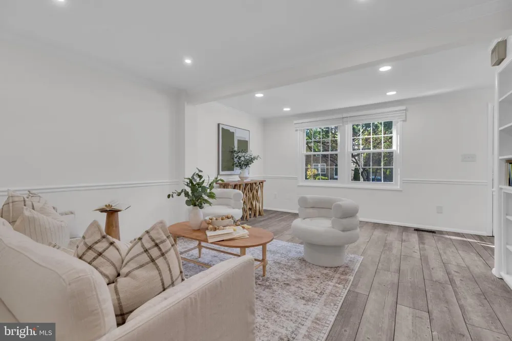 7980 TYSON OAKS CIRCLE Vienna, VA 22182