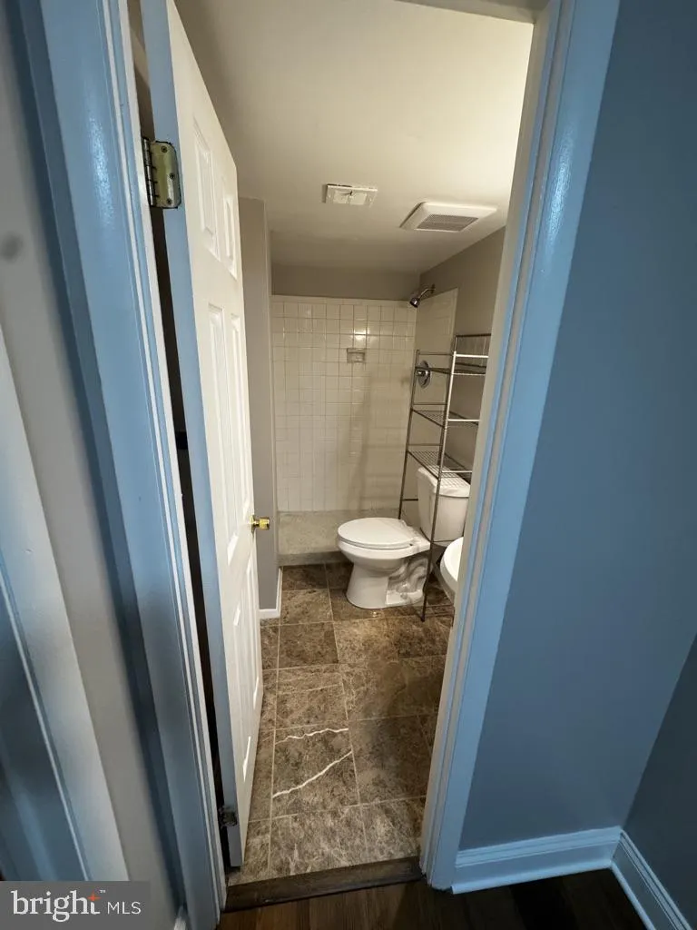 6831 NASHVILLE ROAD Lanham, MD 20706