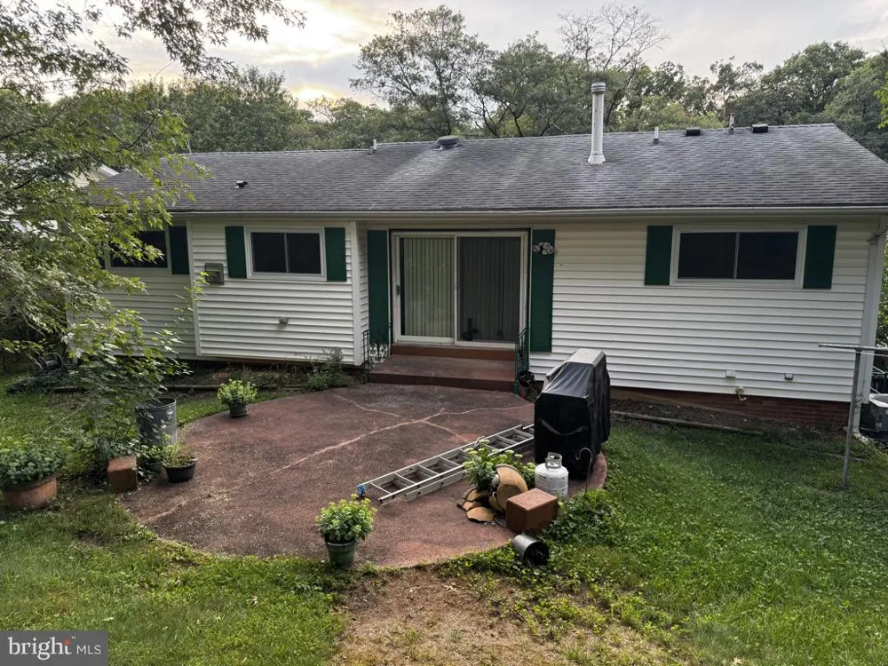 6831 NASHVILLE ROAD Lanham, MD 20706