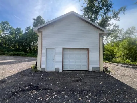 275 Emans Road #GARAGE