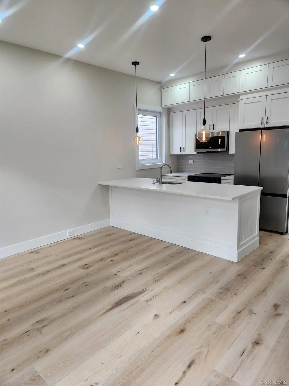 14 Hausman Street #1L Brooklyn, NY 11222