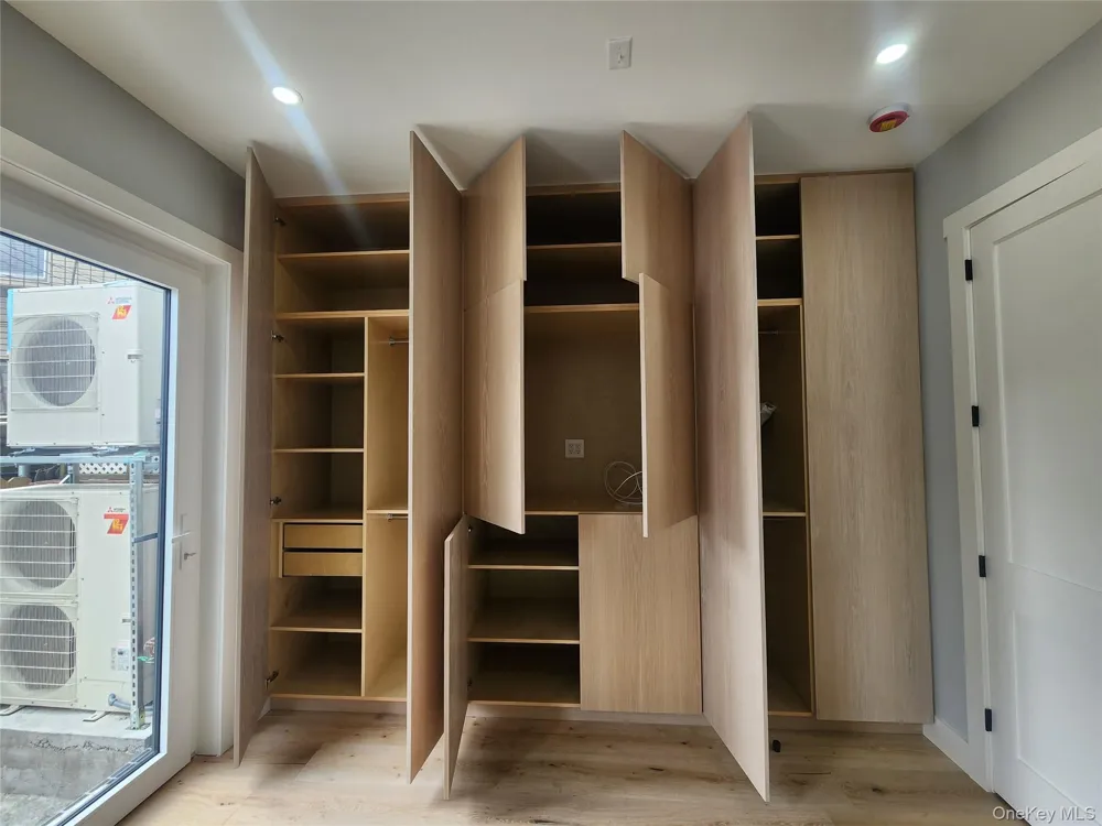 14 Hausman Street #1L Brooklyn, NY 11222