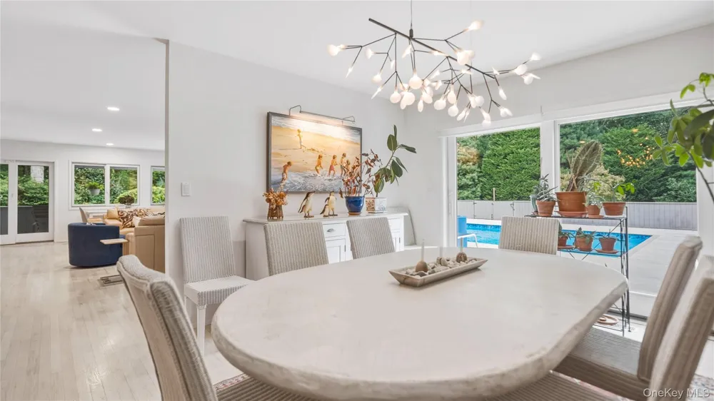 58 Bucks Path East Hampton, NY 11937