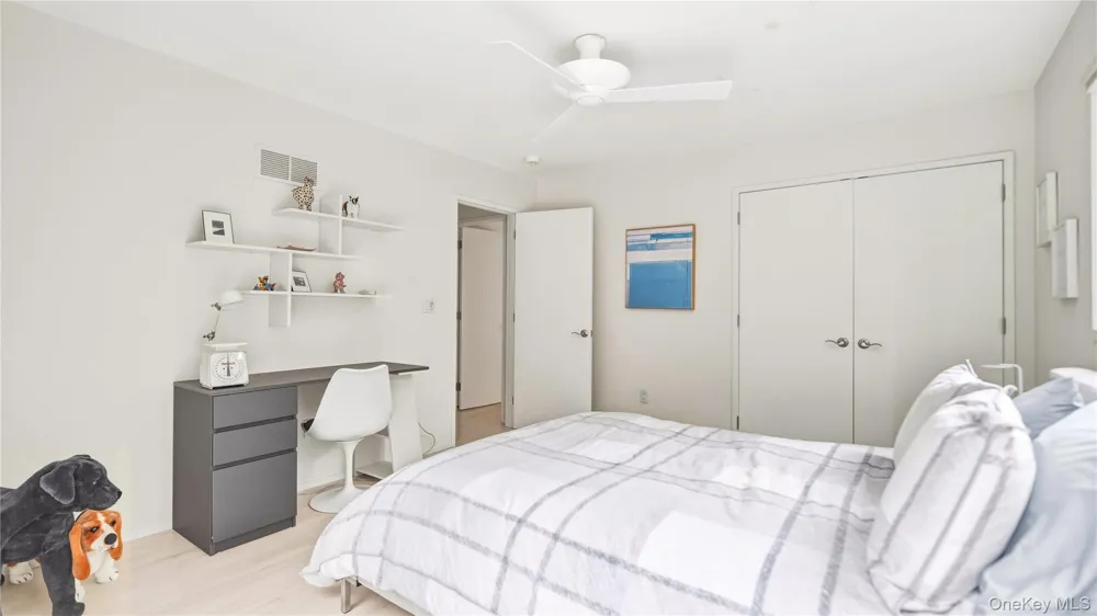 58 Bucks Path East Hampton, NY 11937