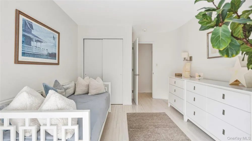 58 Bucks Path East Hampton, NY 11937