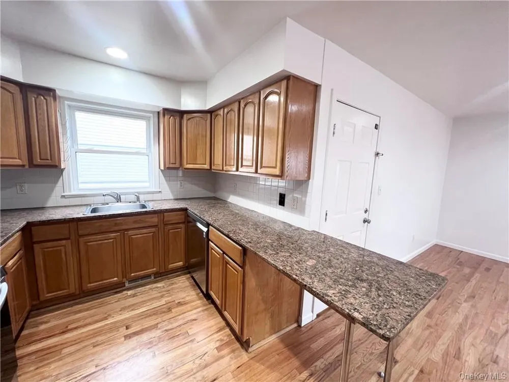 61 Ashland Avenue #1FL New Rochelle, NY 10801