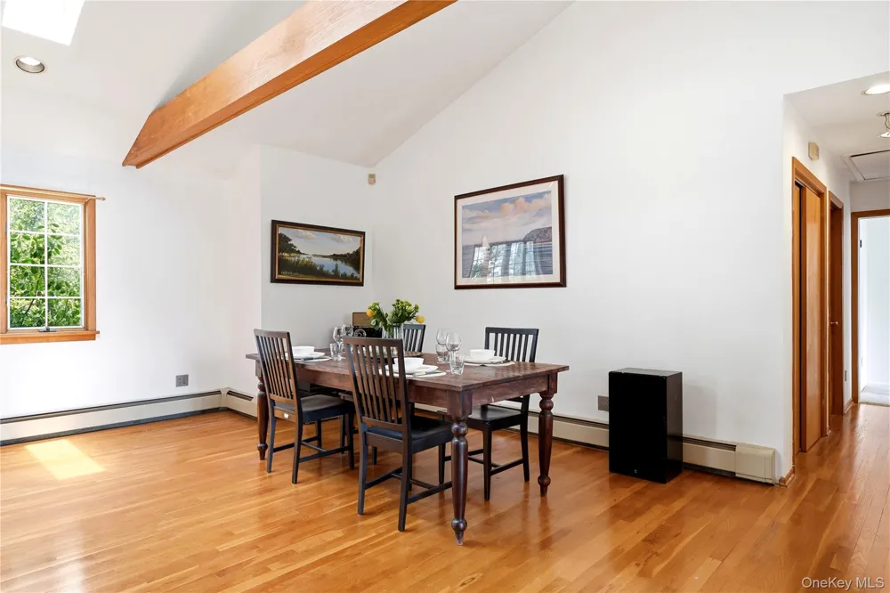 3 Finnin Place Bayville, NY 11709