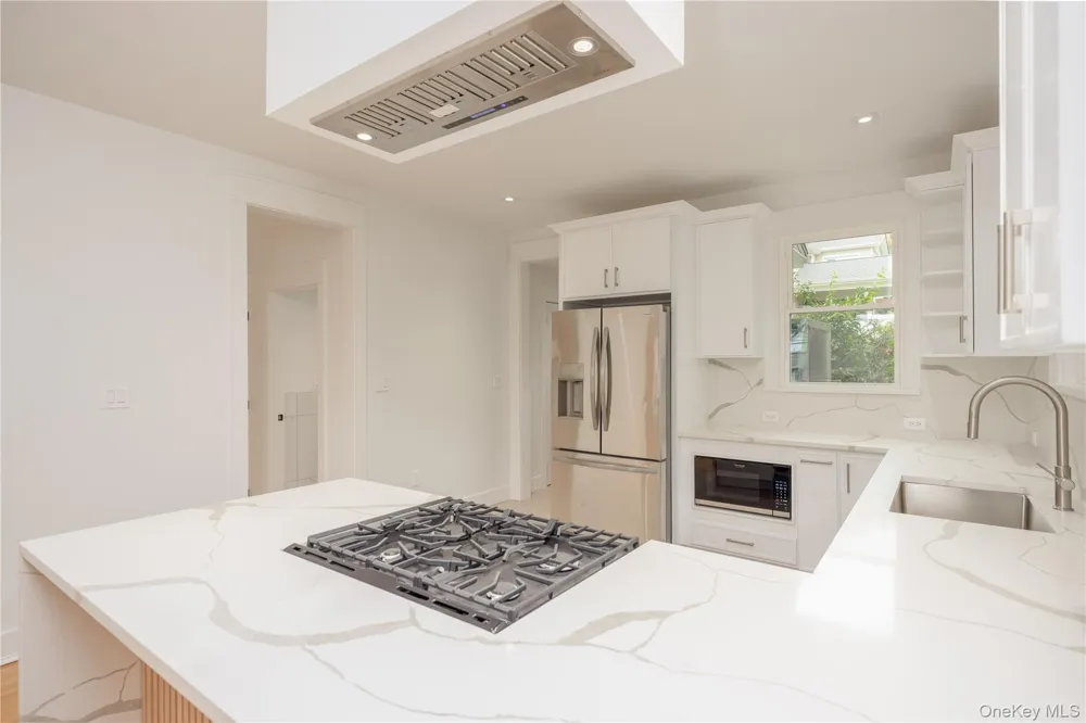 402 Westchester Avenue Mount Vernon, NY 10552
