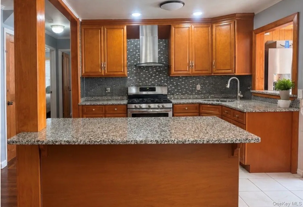 24 Wheeler Avenue Valley Stream, NY 11580