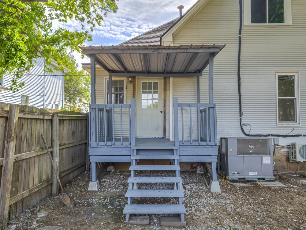 512 S Poplar Street Sapulpa, OK 74066