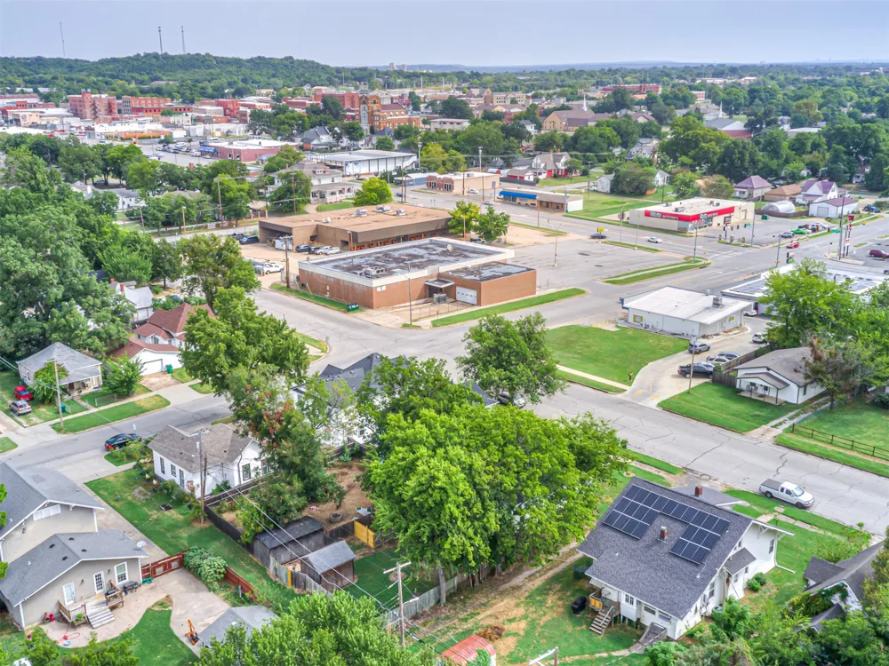 512 S Poplar Street Sapulpa, OK 74066