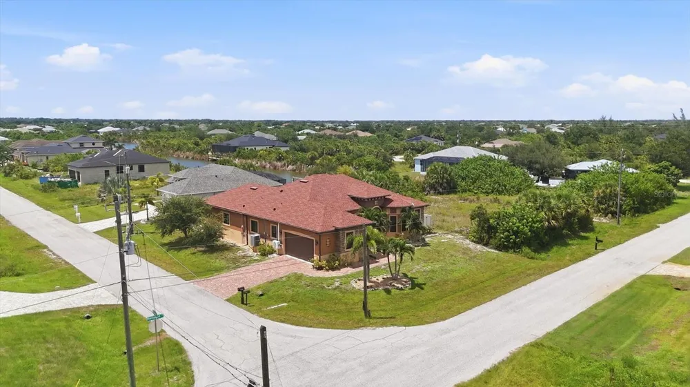 10385 HARLINGEN STREET Port Charlotte, FL 33981