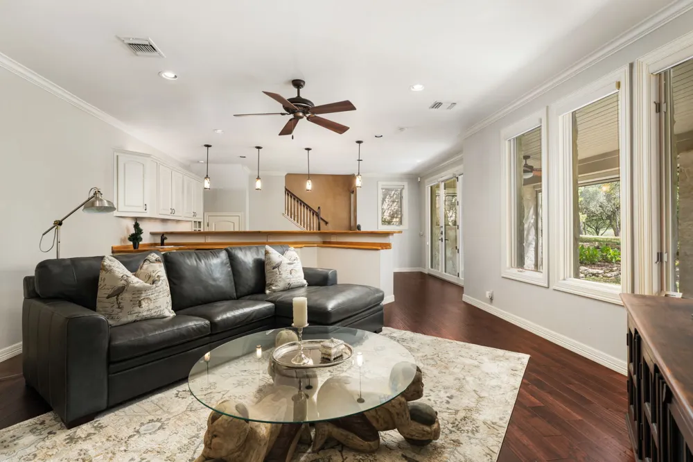 2305 Barton Creek Boulevard #29 Austin, TX 78735